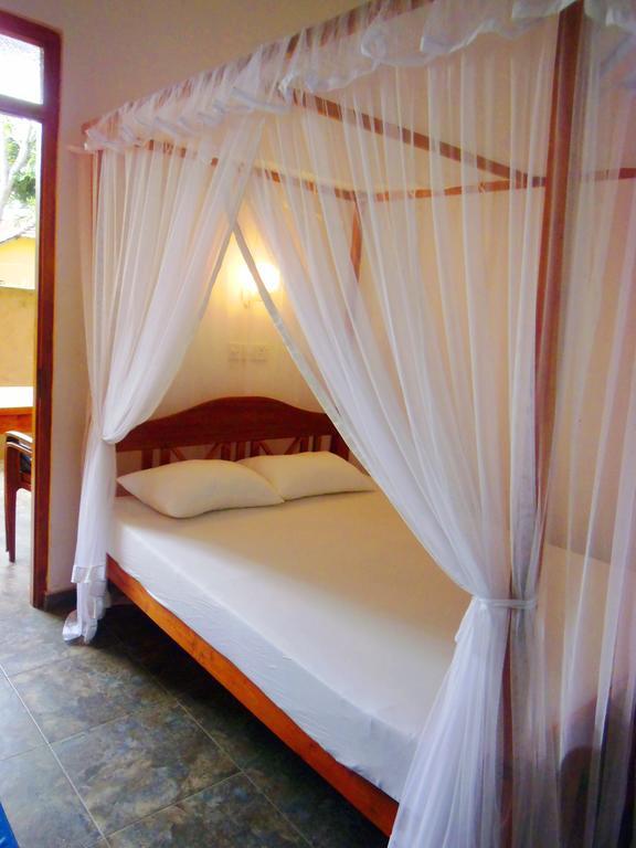 Hopson Resort And Apartment Unawatuna Exterior photo