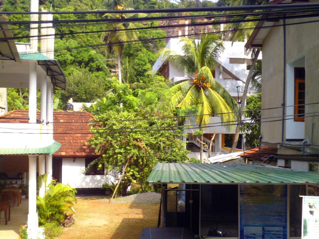 Hopson Resort And Apartment Unawatuna Exterior photo